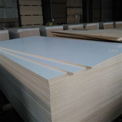 Bord MDF durable ardghrádaithe 18mm